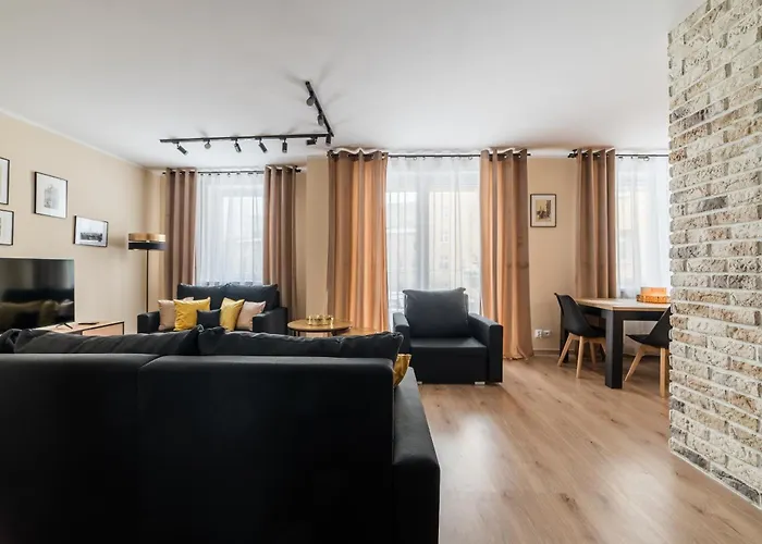Uminskiego Spacious By Bookinghost Apartment Poznan