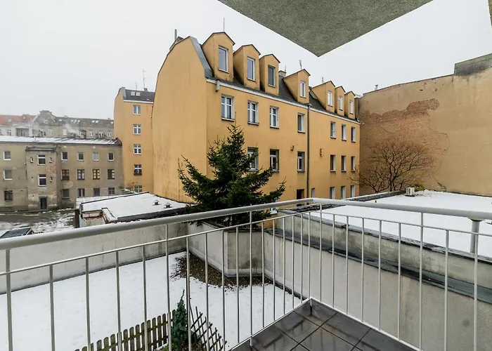 Apartment Uminskiego Spacious By Bookinghost *